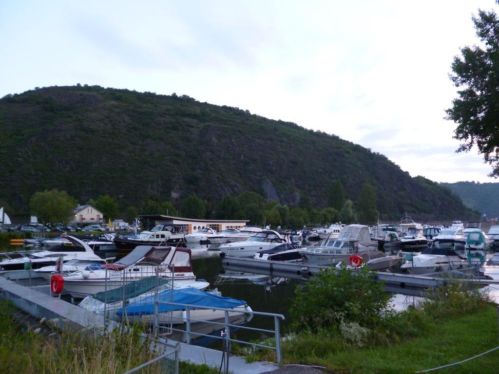 Hotel Garni Reis Treis-Karden Exteriör bild