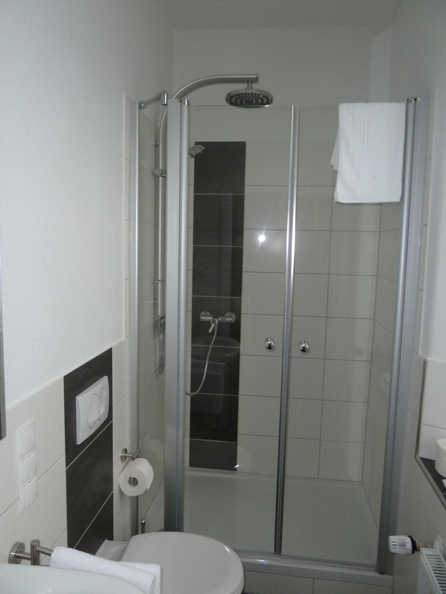 Hotel Garni Reis Treis-Karden Exteriör bild